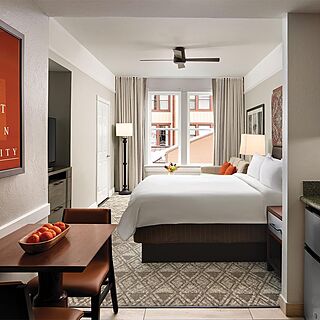 Marriott's Summit Watch — Sample Studio Guest Room