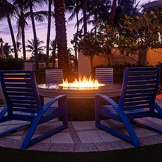 Marriott's Oceana Palms — Firepit Area