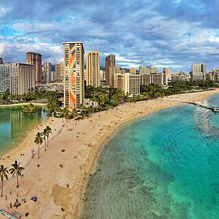 Lagoon Tower by Hilton Grand Vacations — Hilton Hawaiian Village