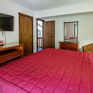 Massanutten's Mountainside Villas — Sample Bedroom