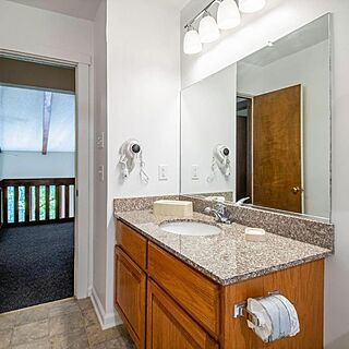 Massanutten's Mountainside Villas — Sample Bathroom