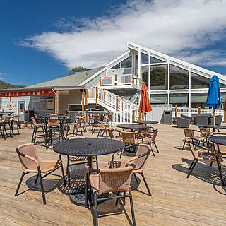 Massanutten's Mountainside Villas — Outdoor Restaurant Seating