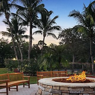 Hyatt Vacation Club At Coconut Cove &mdash; Firepit Area