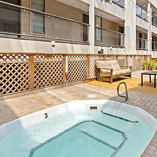 The Christie Lodge — Hot Tub