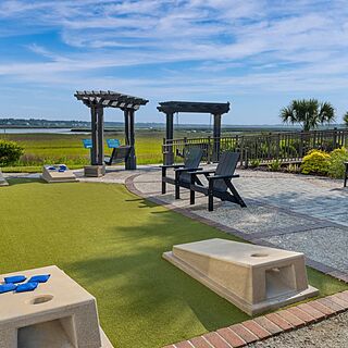 Marriott's Harbour Point and Sunset Pointe at Shelter Cove &mdash; Outdoor Activity Area With Cornhole and Porch Swings