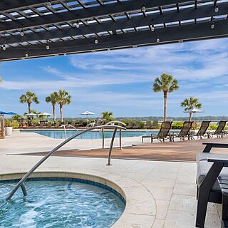Marriott's Harbour Point and Sunset Pointe at Shelter Cove &mdash; Shaded Hot Tub