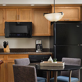 Sheraton Desert Oasis — Sample Kitchenette