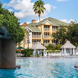 Cascades Pool & Villa