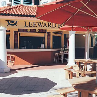 Holiday Inn Club Vacations at Orange Lake Resort - River Island — Pool Bar
