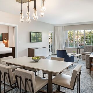 Marriott's Lakeshore Reserve — Sample Living Area