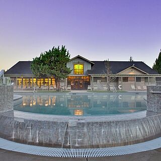The Lodge at Eagle Crest Resort — Exterior