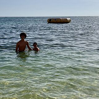 Large float to jump off of