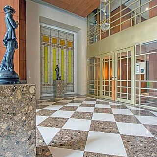 Marriott Vacation Club at The Empire Place — Lobby
