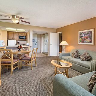 WorldMark Palm Springs - Plaza Resort and Spa — Sample Living Area
