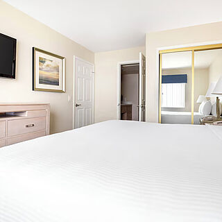 Riviera Beach & Shores, a Hilton Vacation Club — Sample Bedroom