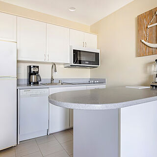 Riviera Beach & Shores, a Hilton Vacation Club — Sample Kitchen