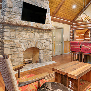 Big Cedar Wilderness Club &mdash; Sample living area with fireplace