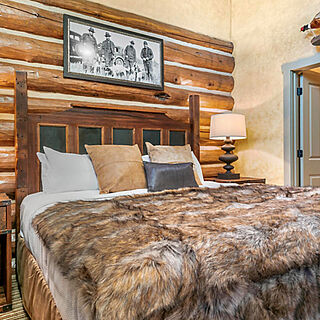 Big Cedar Wilderness Club &mdash; Sample Bedroom