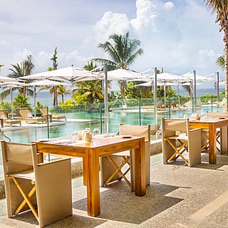 Hotel Mousai Cancun — Pool Area