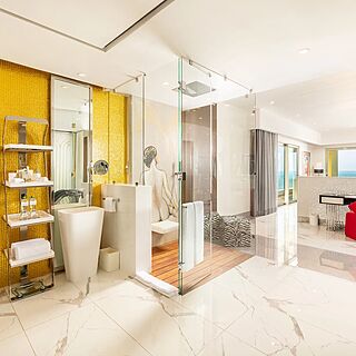 Hotel Mousai Cancun — Sample Bathroom