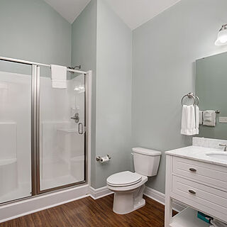 Branson's Nantucket — Sample Bathroom