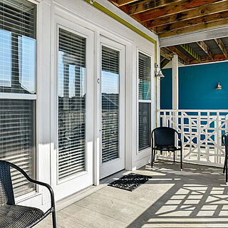 Branson's Nantucket — Sample Balcony