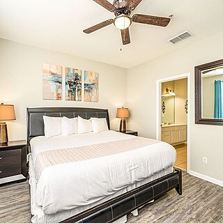 Vista Cay Resort by Millenium — Sample bedroom