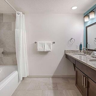 Aqua Sol, a Hilton Vacation Club — Sample bathroom