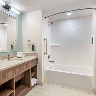 Aqua Sol, a Hilton Vacation Club — Sample bathroom