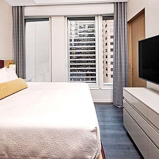Hilton Club, The Central at 5th New York — Sample bedroom