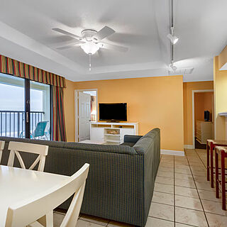 Ocean Club Resort Myrtle Beach, a Ramada by Wyndham — Sample living area
