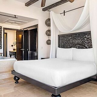 Hilton Vacation Club Cabo Azul Los Cabos — Sample villa bedroom