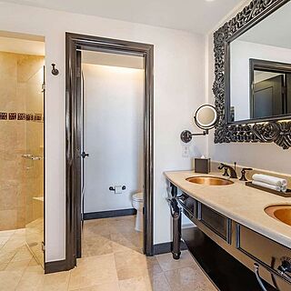 Hilton Vacation Club Cabo Azul Los Cabos — Sample villa bathroom