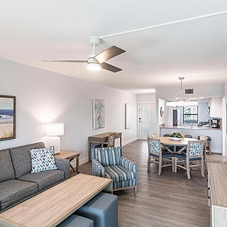 Sanibel Beach Club — Sample living area