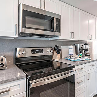 Sanibel Beach Club — Sample kitchen