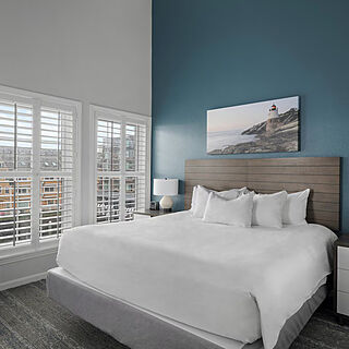 Club Wyndham Newport Onshore — Sample bedroom