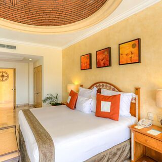 Villa del Arco Beach Resort & Spa — Sample three-bedroom bedroom
