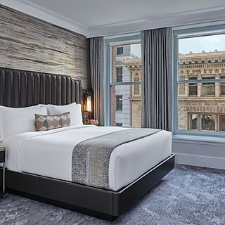 The Ritz Carlton Club, San Francisco &mdash; One-bedroom residence bedroom