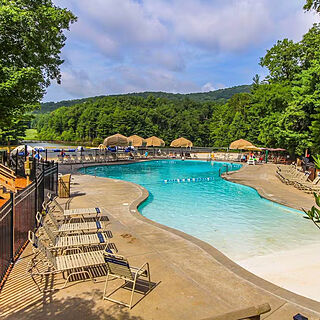 Golf Club Villas at Big Canoe — Pool