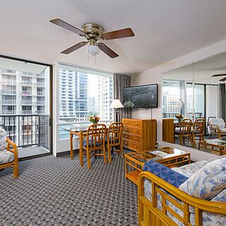 Imperial Hawaii Vacation Club &mdash; Sample living area