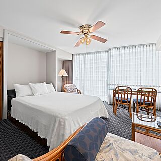 Imperial Hawaii Vacation Club &mdash; Sample bedroom