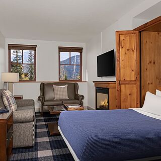 Marriott Grand Residence Club - Lake Tahoe — Sample three-bedroom residence living area
