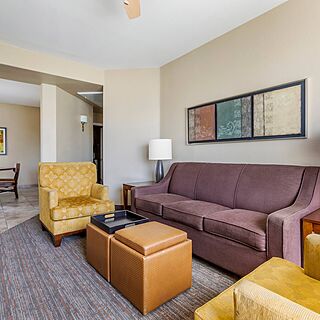 Hilton Vacation Club Scottsdale Links Resort &mdash; Sample living area