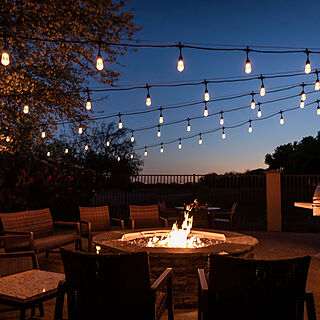 Hilton Vacation Club Scottsdale Links Resort &mdash; Resort patio with firepit