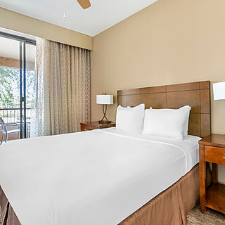 Hilton Vacation Club Scottsdale Links Resort &mdash; Sample bedroom