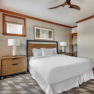 Valdoro Mountain Lodge, a Hilton Grand Vacations Club — Sample suite kitchen