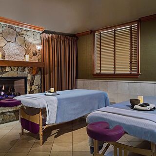 Valdoro Mountain Lodge, a Hilton Grand Vacations Club — Spa treatment rooms