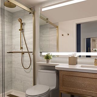 The Sunny — Sample bathroom