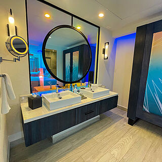 Almar Resort Luxury LGBT Beach Front Experience &mdash; Sample suite bathroom