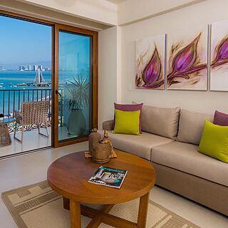 Almar Resort Luxury LGBT Beach Front Experience &mdash; Sample suite